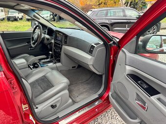 Jeep Grand Cherokee SRT 6.1 HEMI - 17