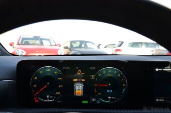 Mercedes-Benz A trieda 250 e /T Style 160KW PheV - 17