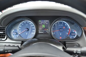 Maserati Quattroporte 4,2 V8 Ferrari - 17
