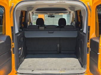 Fiat Dobló 1.4 T-Jet Plus V ZÁRUKE, r.v.: 2018 - 17