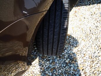 Volkswagen Touran 1.6TDi 7 MÍST-SERVIS-VSTŘIKY - 17