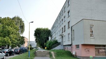 Pohodový 4-izbák v centre Trebišova – ideálny pre rodinu aj  - 17