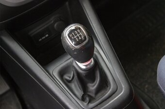 Hyundai ix20 1.4 CRDi 66 kW - 17