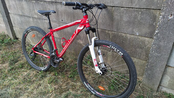 Predám málo jazdený horský bicykel DEMA ADRO 5.0 - 17