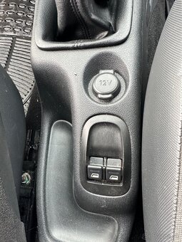 Peugeot 206+ - 17