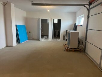 PREDAJ: novostavba RD, Dubové, okr. ZV, pozemok 673 m2, cena - 17