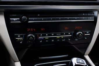 BMW 730d LCI xDrive, Soft-close, Webasto, Nové rozvody - 17