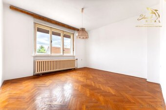 Rodinný dom na predaj v obci Slovenský Grob - 17