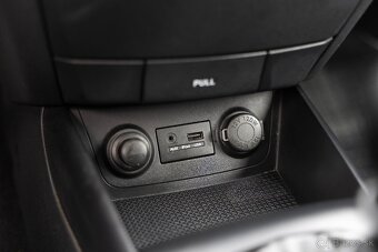 Hyundai i30 CW, 1.4i, len 112tis. KM, Klíma,LED,NOVÉ STK - 17