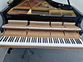 Yamaha Koncertné klavírne krídlo - 17