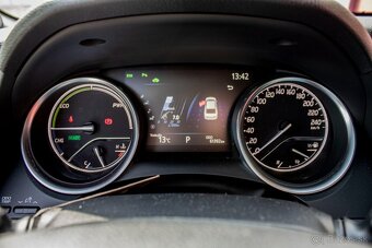 Toyota Camry NG19, TNGA HEV - 1 CVT EXECUTIVE 2,5 Hybrid (13 - 17