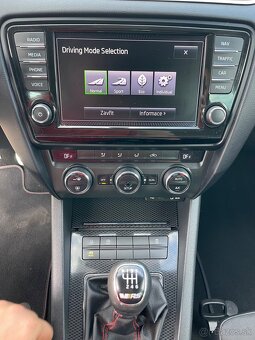 ŠKODA OCTAVIA COMBI RS III 2.0TSi 162Kw 220Ps. - 17