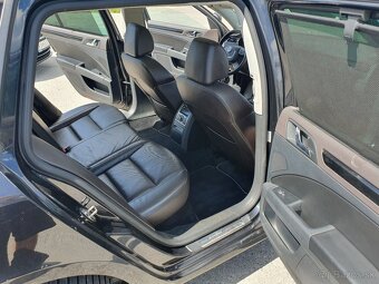 Škoda superb 2.0tdi dsg  Laurin&Klement - 17