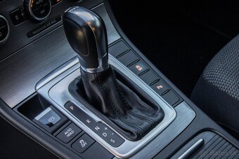 Volkswagen Passat 1.4 Comfortline /AJ NA SPLÁTKY/PROTIÚČET/ - 17