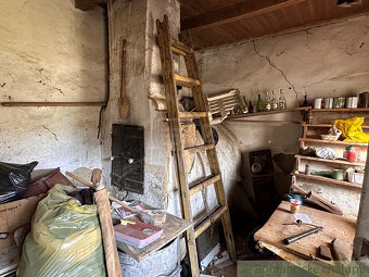 Rodinný dom v pokojnej vinárskej obci Rúbaň – ideálny na r - 17