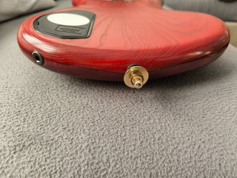 Predám Warwick Streamer LX Jazzman 4 - 17