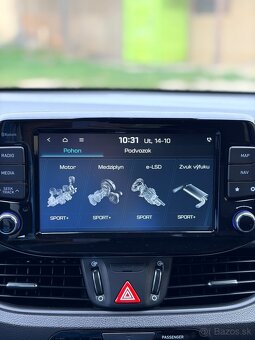 Hyundai i30 N 2.0 T-GDi N Performance Fastback - 17