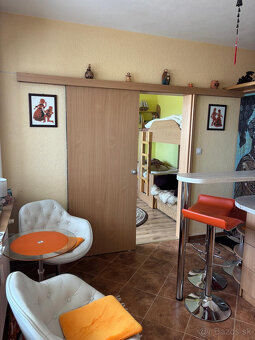 Predaj 1i byt po rekonštrukcii Brezno, 2 loggie, 2 výťahy - 17