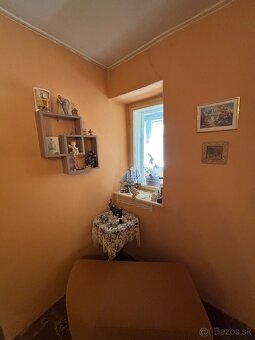 Rodinný dom v centre obce - 17