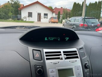 Toyota Yaris 1.3 Benzin = Klíma, 192756km Bez korozie = - 17