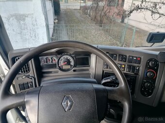 Renault Kerax 8x4 - 17