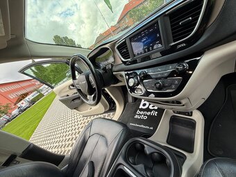 Chrysler Pacifica II - informácie v popise - 17