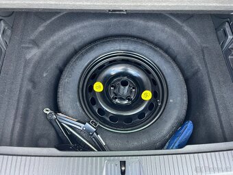 VW Passat Variant 2.0 TDI DSG 4Motion - Třinec (ČR) - 17