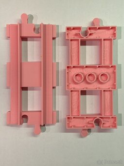 Koľajnice kompatibilné s LEGO Duplo - 17