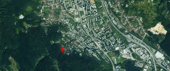 Veľkorysý pozemok na hranici lesa na výstavbu vily/RD - 17