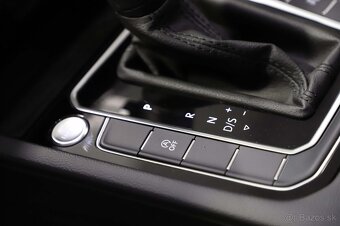 Volkswagen Passat B8 Variant 2.0 TDI 147kW DSG automat - 17