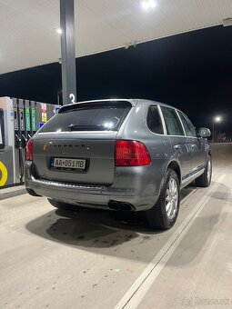 Porsche Cayenne 4.5 V8 - 17