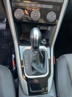 Volkswagen T-ROC 1.5 TSI-DSG-rv:6.5.2020 - 17