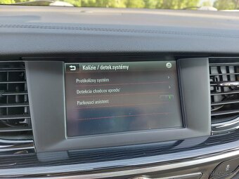 Opel Insignia ST 2.0 CDTI BiTURBO 210k S&S Exclusive 4x4 AT8 - 17