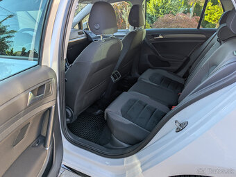 Volkswagen Golf 1.0 TSI 81 kW DSG R-Line Slovenské 48500 km - 17