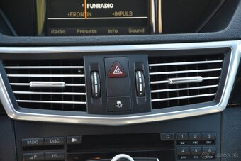 Mercedes-Benz E trieda Sedan 350 CDI Blue Elegance 4matic - 17