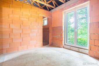 Na predaj nadštandardná 5-izbová novostavba rodinného domu v - 17