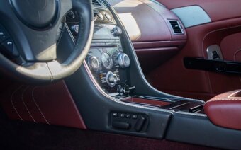 Aston Martin V8 Vantage Coupé 321kw Automat - 17