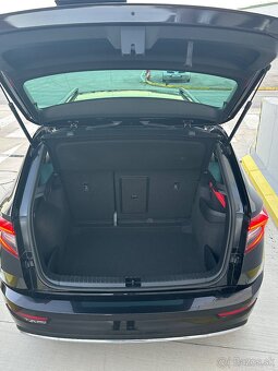 Škoda Karoq 1.5 TSI 110kw Sportline Manuál-6,M.2020,CarPlay - 17
