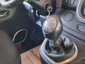 Prenájom vozidla 9-Miestne Renault Trafic - 17