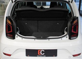 Volkswagen Up DPH / Výhřev / Camera / LaneAs benzín manuál - 17