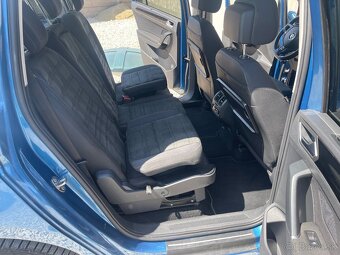 Touran 2,0tdi DSG  110kw - 17