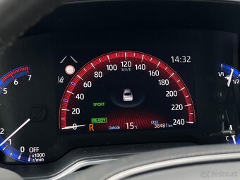 Toyota Corolla 1.8 Hybrid e-CVT Comfort - 17