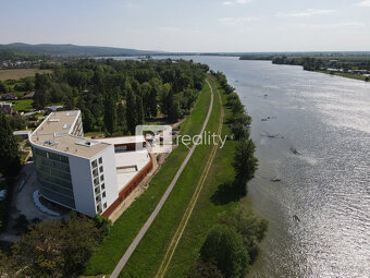BlueWave Apartments FOR RENT jedinečný, zariadený, luxusný b - 17