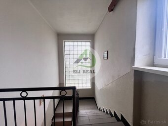 Exkluzívne na predaj dvojgeneračný rodinný dom v TOP lokalit - 17