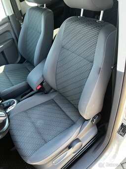 Volkswagen Caddy maxi 7miest. DSG - 17