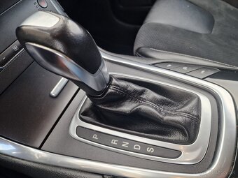 Ford Galaxy 2.0TDCi Duratorq 180 Titanum X A/T6 132Kw 7miest - 17