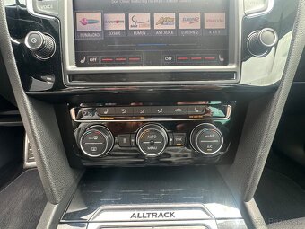 Volkswagen Passat Alltrack 2.0 TDi 4Motion DSG - 17