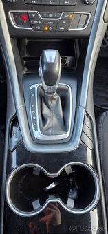 Ford Mondeo - 17