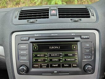 ROZPREDAM SKODA OCTAVIA 2 facelift na náhradné diely striebo - 17
