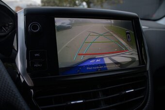 Peugeot 2008 1.2 PureTech Style - 17